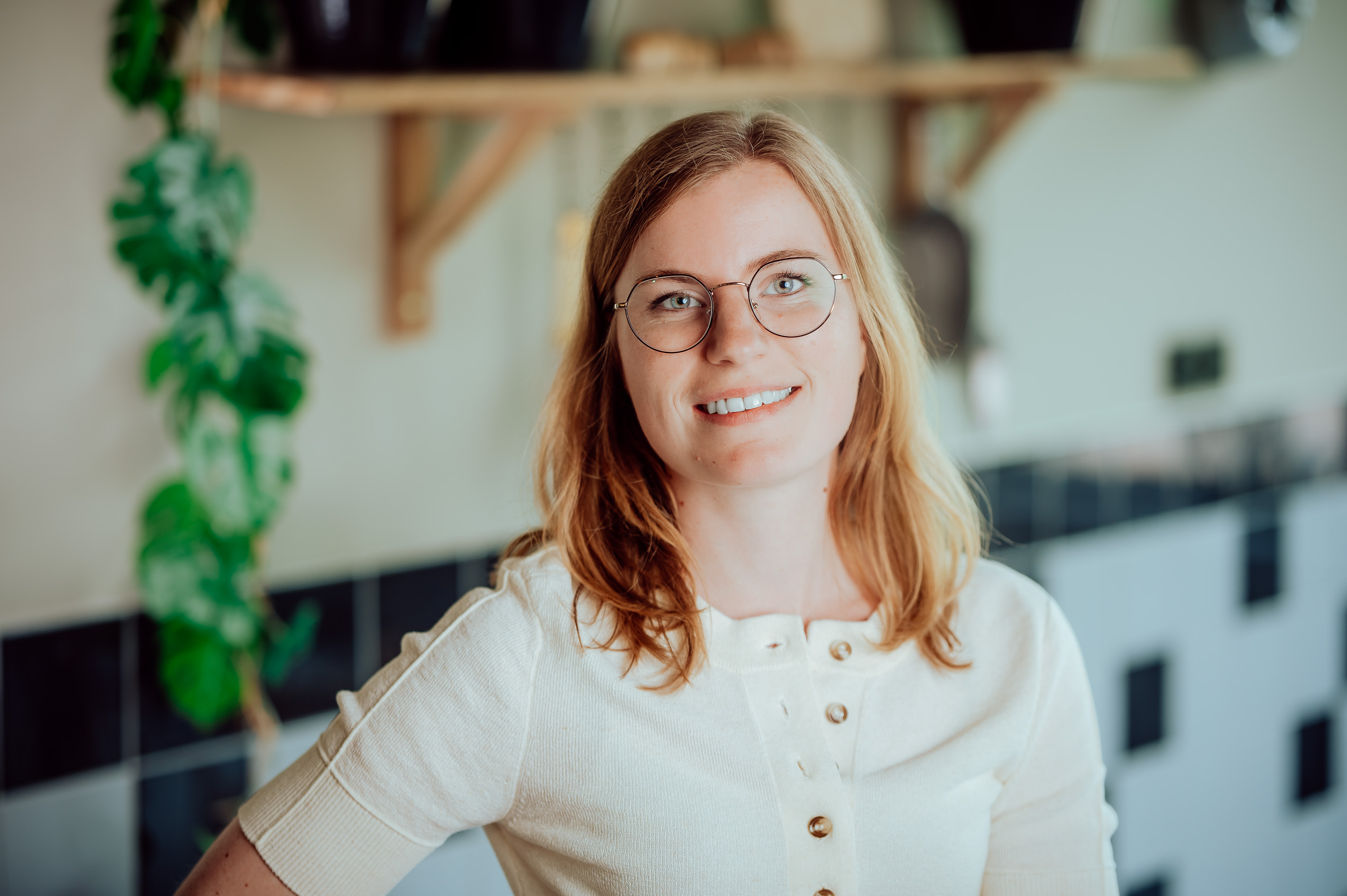 Linda Van Zonsbeek 1, Kleur